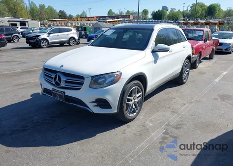 2016 Mercedes-Benz Glc 300 4Matic z USA, uszkodzony, nr VIN WDC0G4KB1GF086647